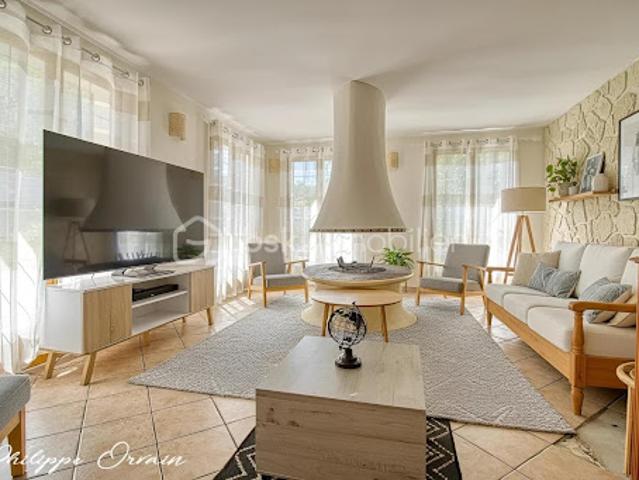 Vente Maison 8 pièces 136 m2 Plailly