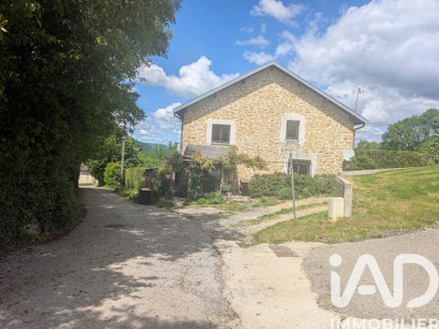 Vente Maison 8 pièces 137 m2 Oyonnax