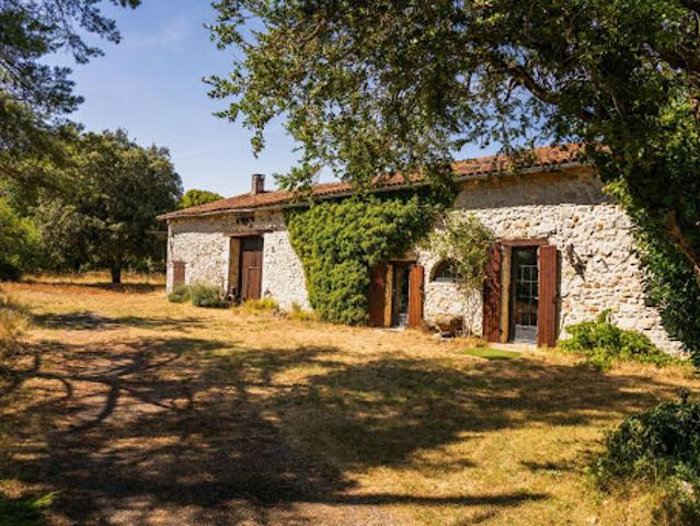 Vente Maison 8 pièces 137 m2 Lussas et Nontronneau