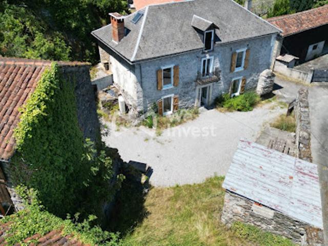 Vente Maison 8 pièces 138 m2 Saléchan