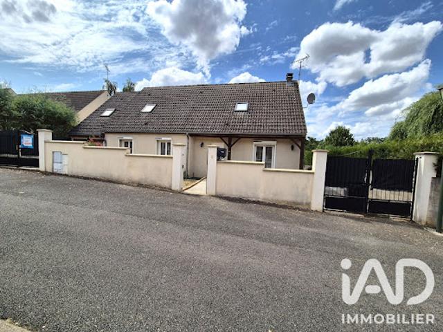 Vente Maison 8 pièces 130 m2 Oissery