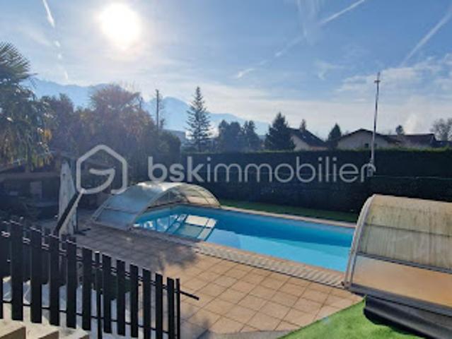 Vente Maison 8 pièces 140 m2 Crolles