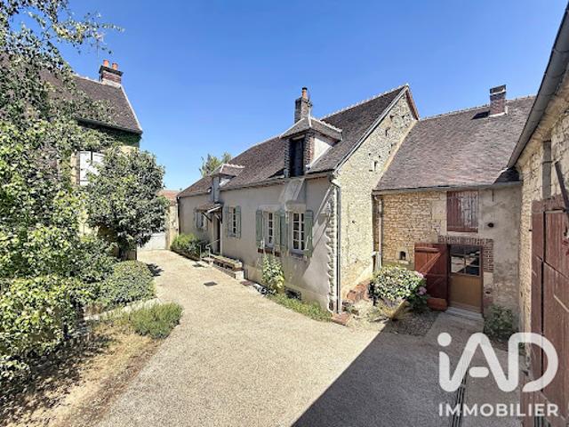 Vente Maison 6 pièces 130 m2 Fleury la Vallée