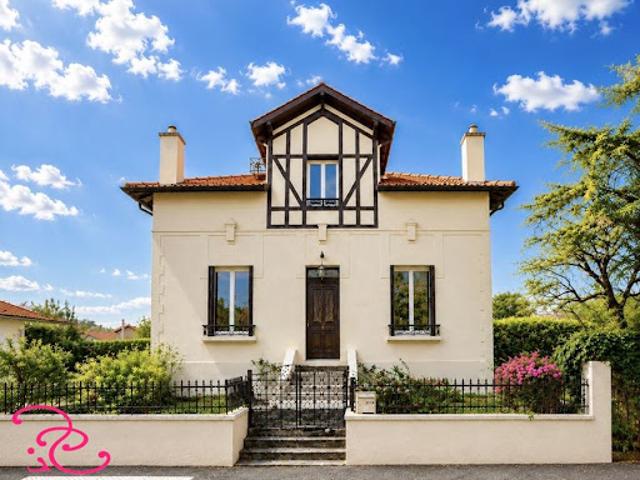 Vente Maison 8 pièces 130 m2 Labenne