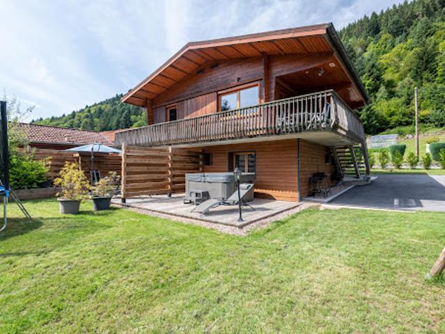 Vente Maison 8 pièces 130 m2 Rochesson