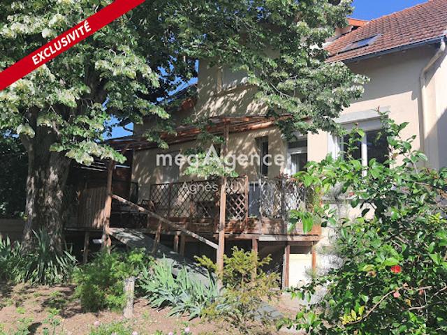 Vente Maison 8 pièces 132 m2 Montluçon