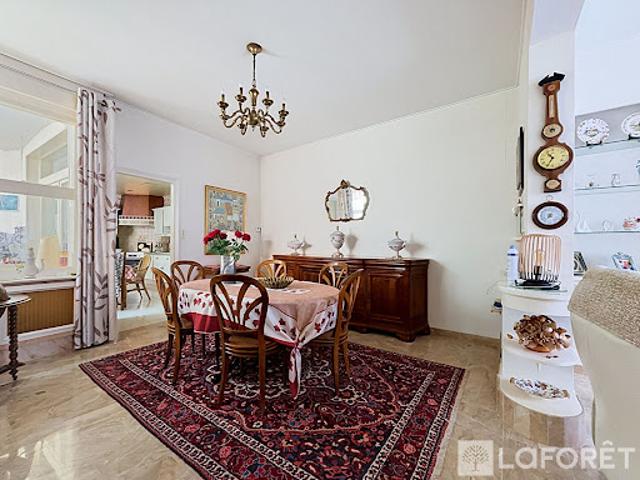 Vente Maison 8 pièces 144.29 m2 Armentieres
