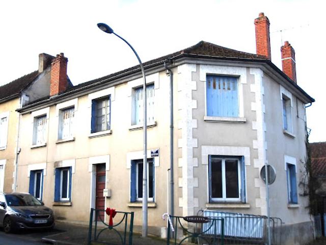 Vente Maison 8 pièces 145 m2 Le Buisson de Cadouin