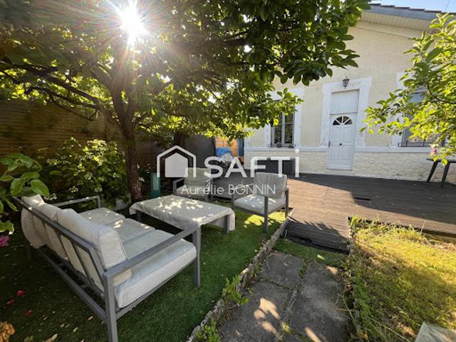 Vente Maison 8 pièces 145 m2 Talence