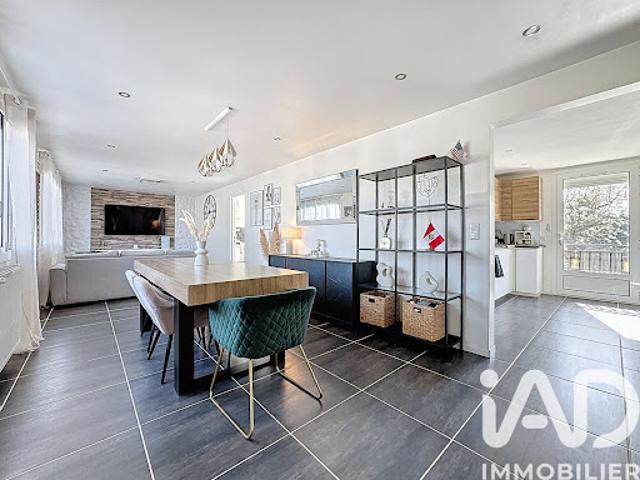Vente Maison 8 pièces 149 m2 Paray Vieille Poste