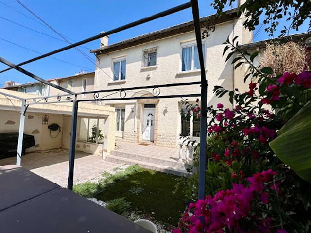 Vente Maison 8 pièces 140 m2 Avignon