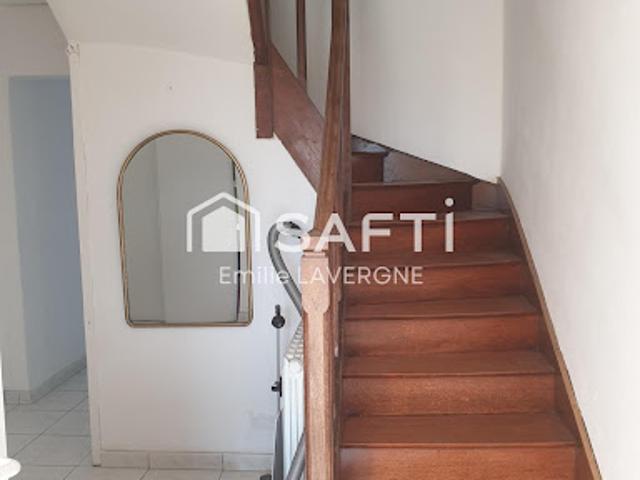 Vente Maison 8 pièces 140 m2 Essarts en Bocage