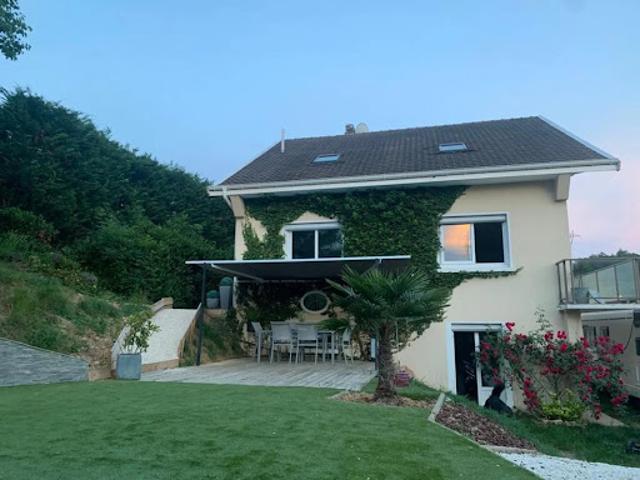 Vente Maison 8 pièces 140 m2 Four