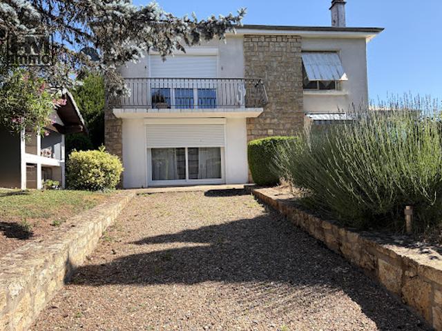 Vente Maison 8 pièces 140 m2 Juillac