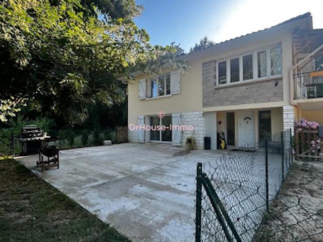 Vente Maison 8 pièces 140 m2 Saint Capraise de Lalinde