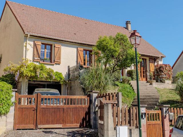 Vente Maison 8 pièces 141 m2 Gaillon sur Montcient