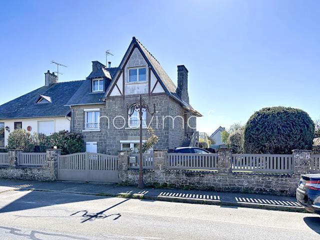 Vente Maison 8 pièces 142 m2 Saint Coulomb