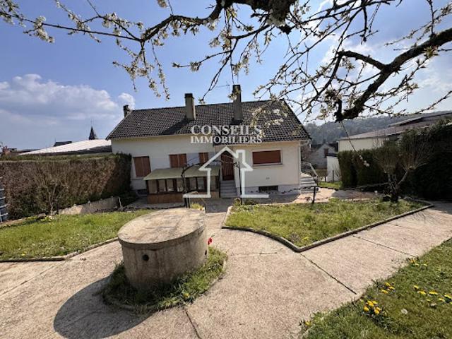 Vente Maison 8 pièces 142 m2 Saint Julien du Sault