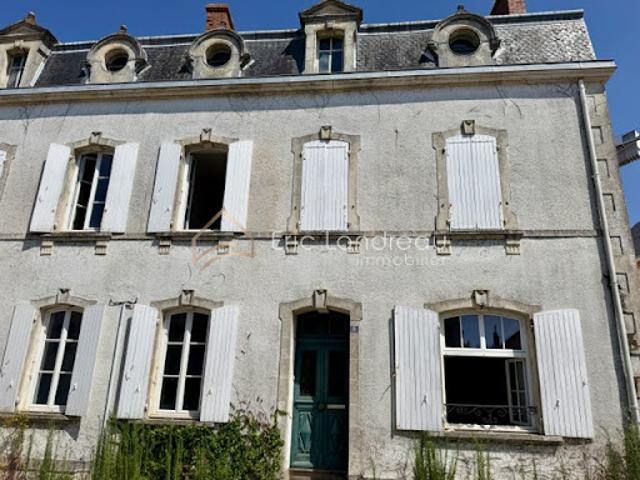 Vente Maison 8 pièces 142 m2 Talmont Saint Hilaire