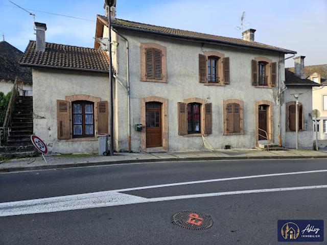 Vente Maison 8 pièces 142 m2 Ydes