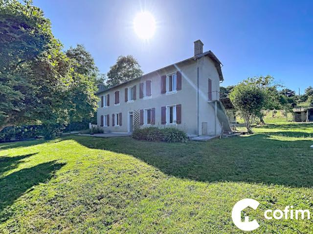 Vente Maison 8 pièces 143 m2 Garlin