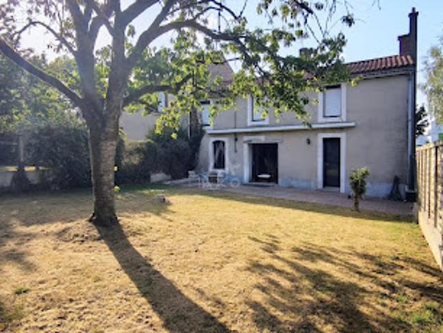 Vente Maison 8 pièces 154 m2 Beaupréau en Mauges