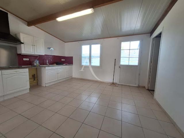 Vente Maison 8 pièces 154 m2 Rue