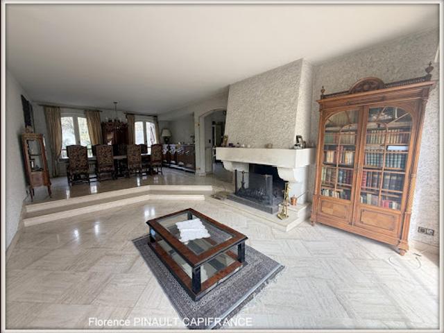 Vente Maison 8 pièces 155 m2 Tarbes