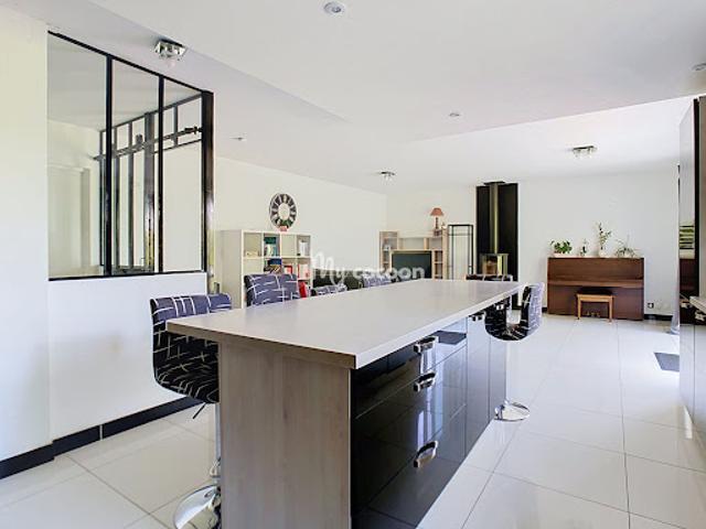 Vente Maison 8 pièces 156 m2 Amberieu en bugey