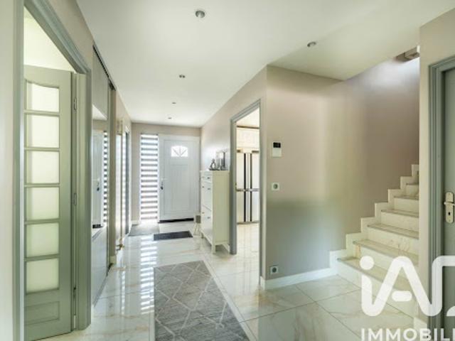 Vente Maison 8 pièces 157 m2 Le Thillay