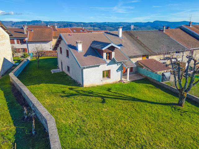 Vente Maison 8 pièces 157.3 m2 Sonthonnax la Montagne