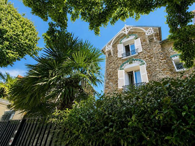 Vente Maison 8 pièces 158 m2 Nogent sur Marne