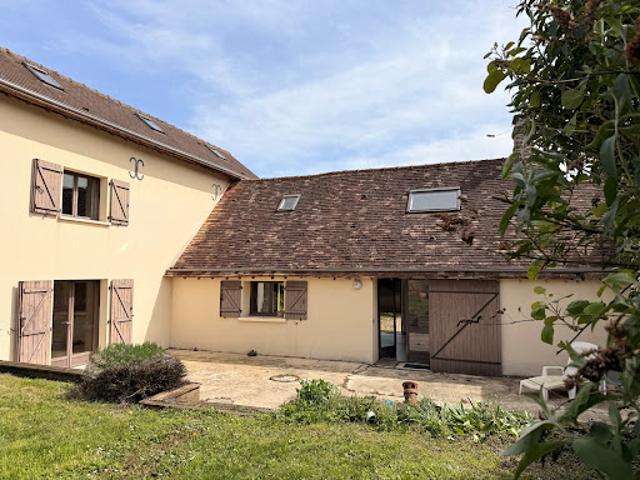 Vente Maison 8 pièces 158 m2 Houdan