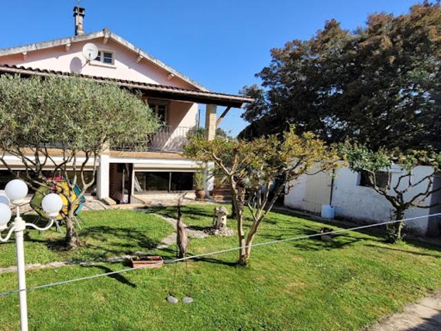 Vente Maison 8 pièces 150 m2 Castres