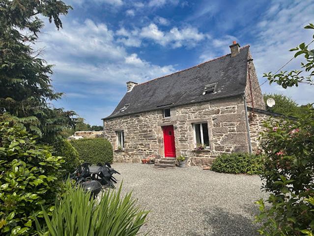 Vente Maison 8 pièces 150 m2 Rostrenen