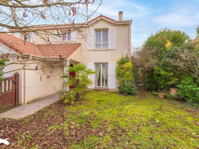 Vente Maison 8 pièces 150 m2 Vaureal
