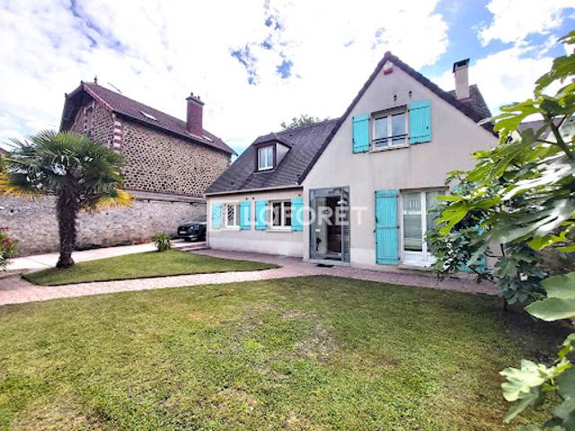 Vente Maison 8 pièces 151 m2 Villemomble