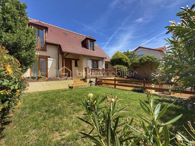 Vente Maison 8 pièces 151 m2 Villeneuve le Roi