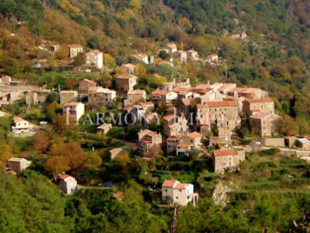 Vente Maison 8 pièces 152 m2 Rosazia
