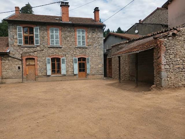 Vente Maison 8 pièces 152 m2 Thiers
