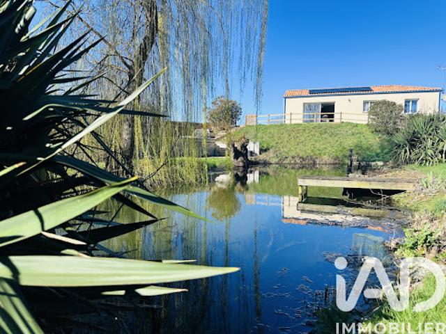 Vente Maison 8 pièces 153 m2 Le Champ Saint Père