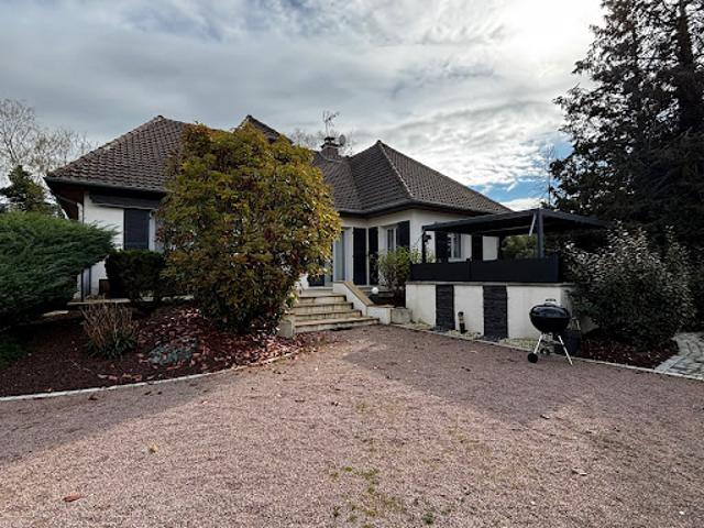Vente Maison 8 pièces 165 m2 Saint Germain du Plain