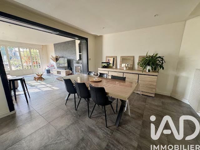 Vente Maison 8 pièces 166 m2 Croisilles