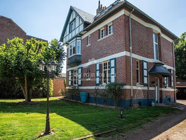 Vente Maison 8 pièces 166 m2 Faches Thumesnil