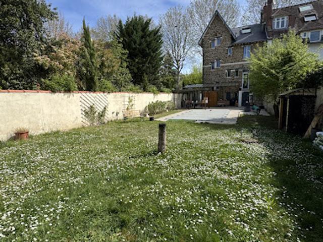 Vente Maison 8 pièces 167 m2 La Varenne Saint Hilaire