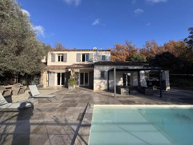 Vente Maison 8 pièces 169 m2 Tourrettes