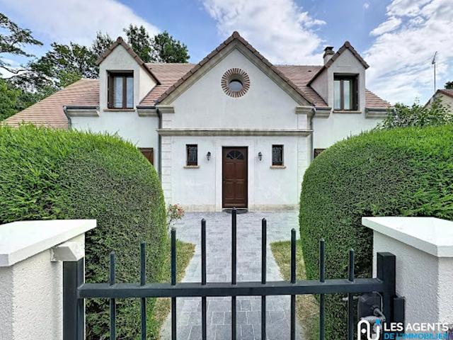Vente Maison 8 pièces 169.76 m2 Saint Jean de Braye