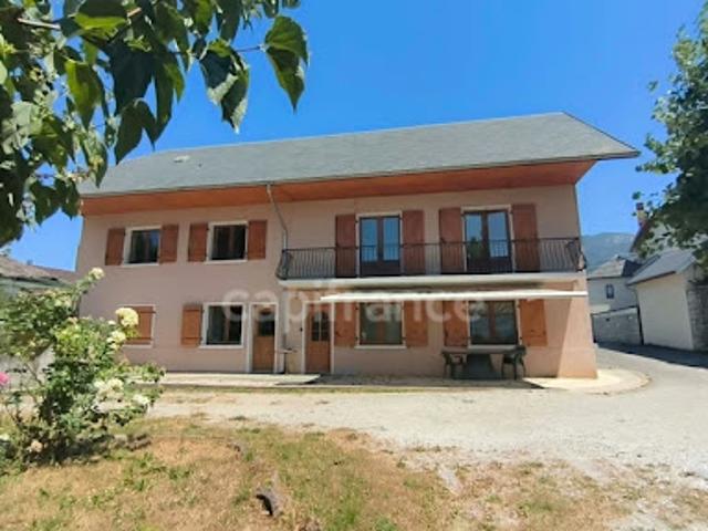 Vente Maison 8 pièces 160 m2 Chambery
