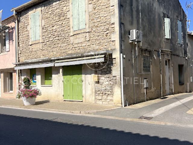 Vente Maison 8 pièces 160 m2 Eyragues