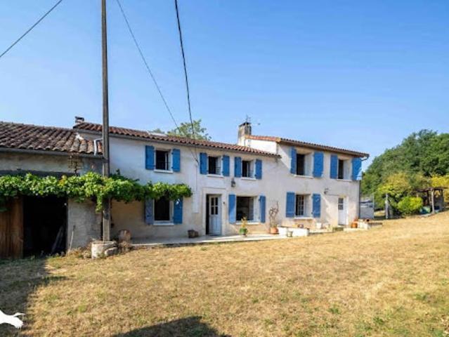 Vente Maison 8 pièces 160 m2 La Rochefoucauld